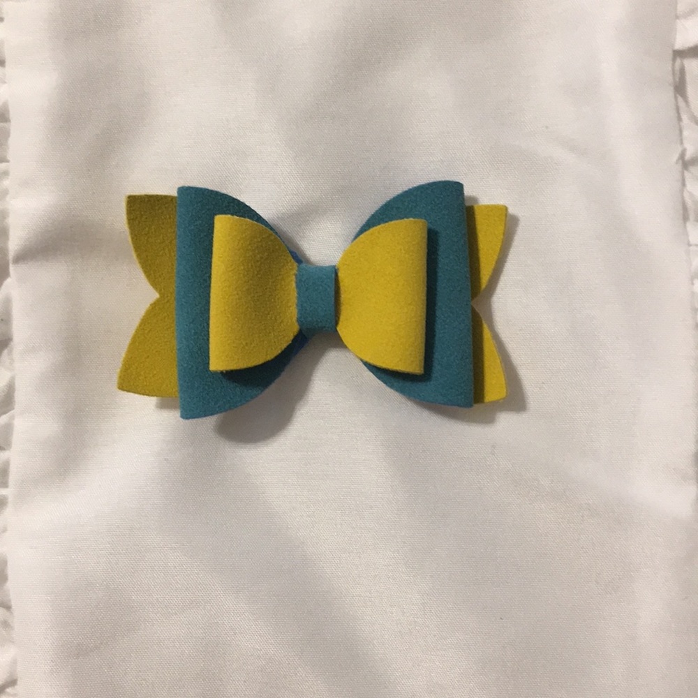 Hair bow